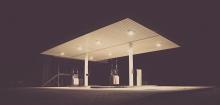 gas-station-692045_640.jpg